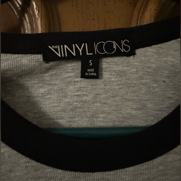 Black and gray, cropped “smile” long-sleeve - Picture 4 of 5